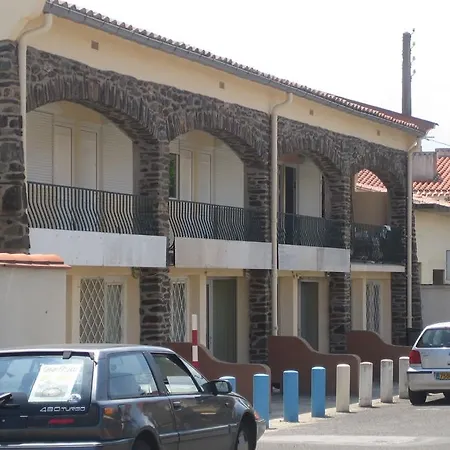 Locations Meublees Des Pins Apartment *